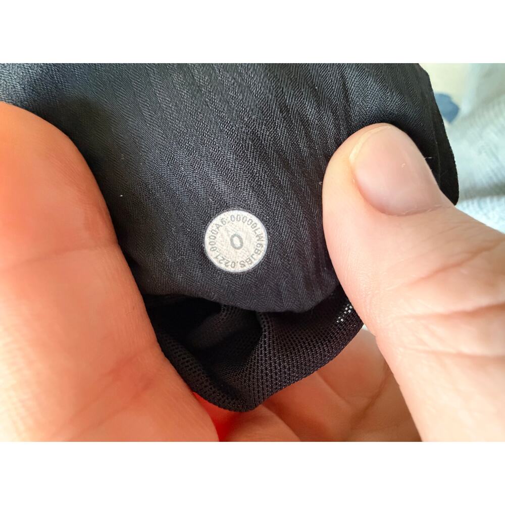 Lululemon Dance Studio Mid-Rise Cropped Pant black size 0 - Picture 9 of 9